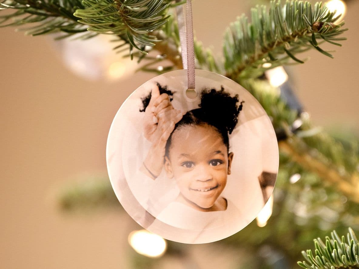 Deck the halls with… you. Popsa expands its product range with personalised Christmas decorations