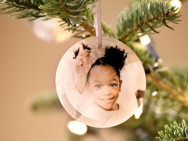 Deck the halls with… you. Popsa expands its product range with personalised Christmas decorations