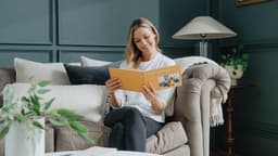 Kovakantinen valokuvakirja