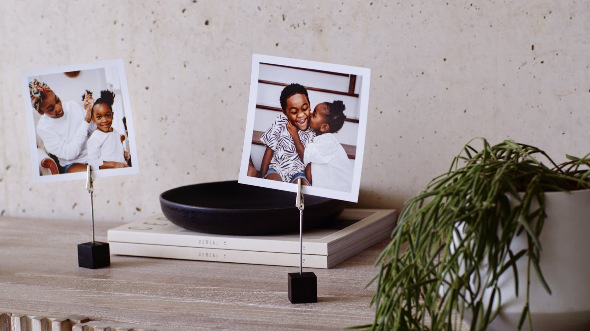 Neliön muotoiset kuvat